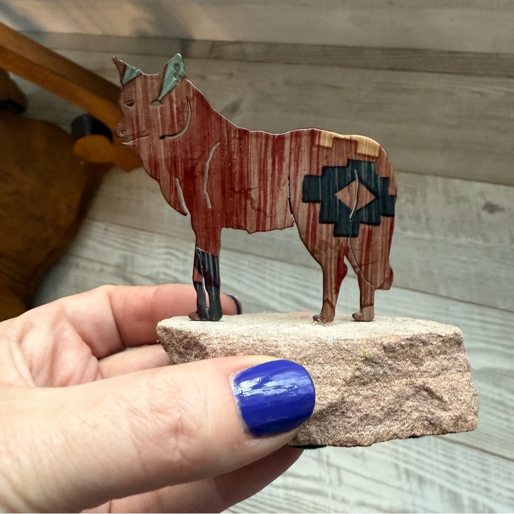 Lazart Collection VTG Native American Petroglyph‎ Wolf Wildlife Dog Metal Rock - Picture 7 of 9